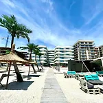 Mamaia-nordcom Exclusiviste アパート ナボダリ