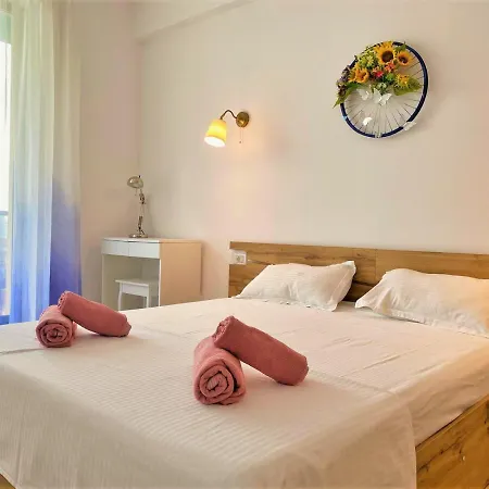 Venetis Sea View 4 *