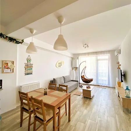 Venetis Sea View 4 Apartment *